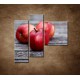 Obrazy na stenu - Červené jablká - 3dielny 110x90cm